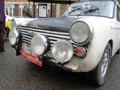 means business!.jpg (1.11 MiB) Viewed 25220 times ... and their leading lights.