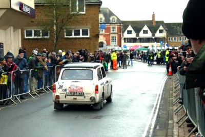 heading out.jpg (969.82 KiB) Viewed 27582 times As they roared past me, I was graced with a happy wave from the pair.