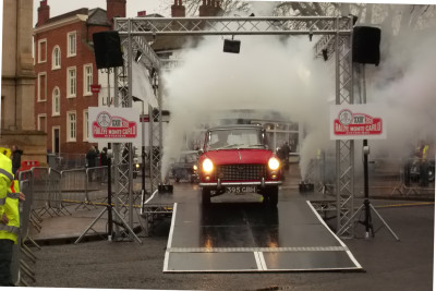 Leading the charge, Keith in his Mk1 saloon (Bar taking the photos...)